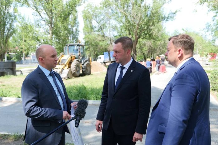 Роман Бусаргин о ходе работ по ремонту сетей водоканала на проспекте Строителей